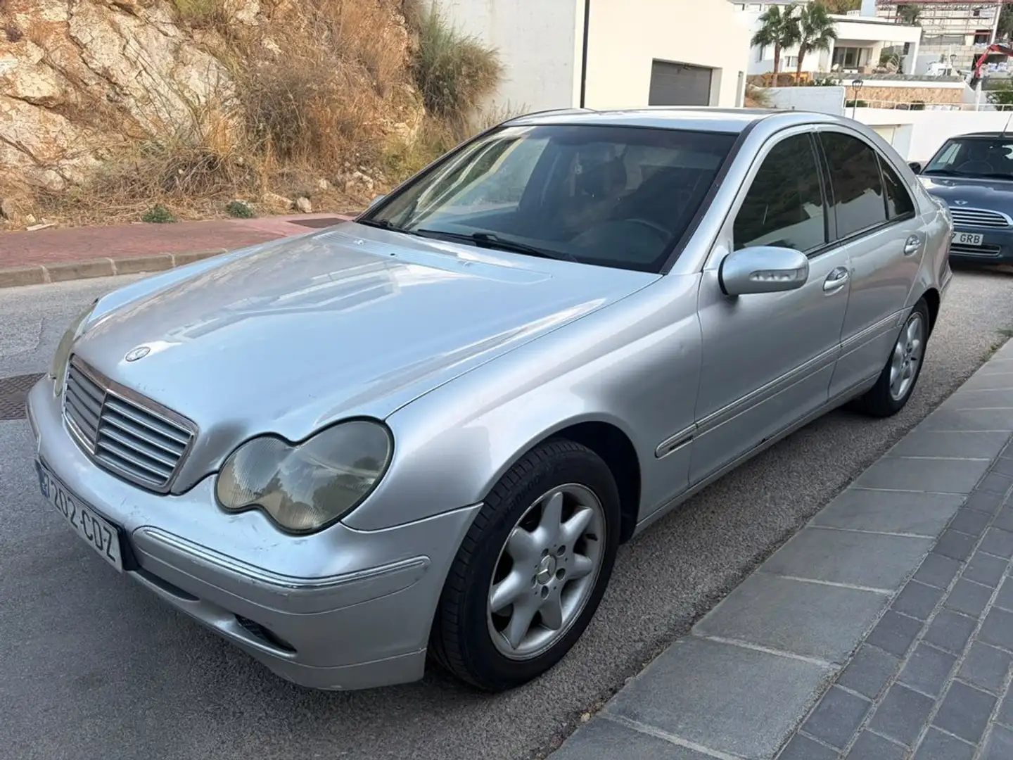 Mercedes-Benz C 270 CDI ELEGANCE Gris - 2