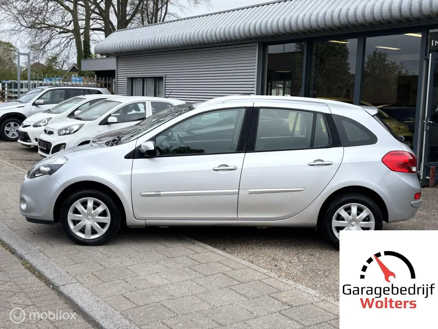 Renault Clio Estate 1.2-16V Expression automaat airco nw apk Zilver - 2