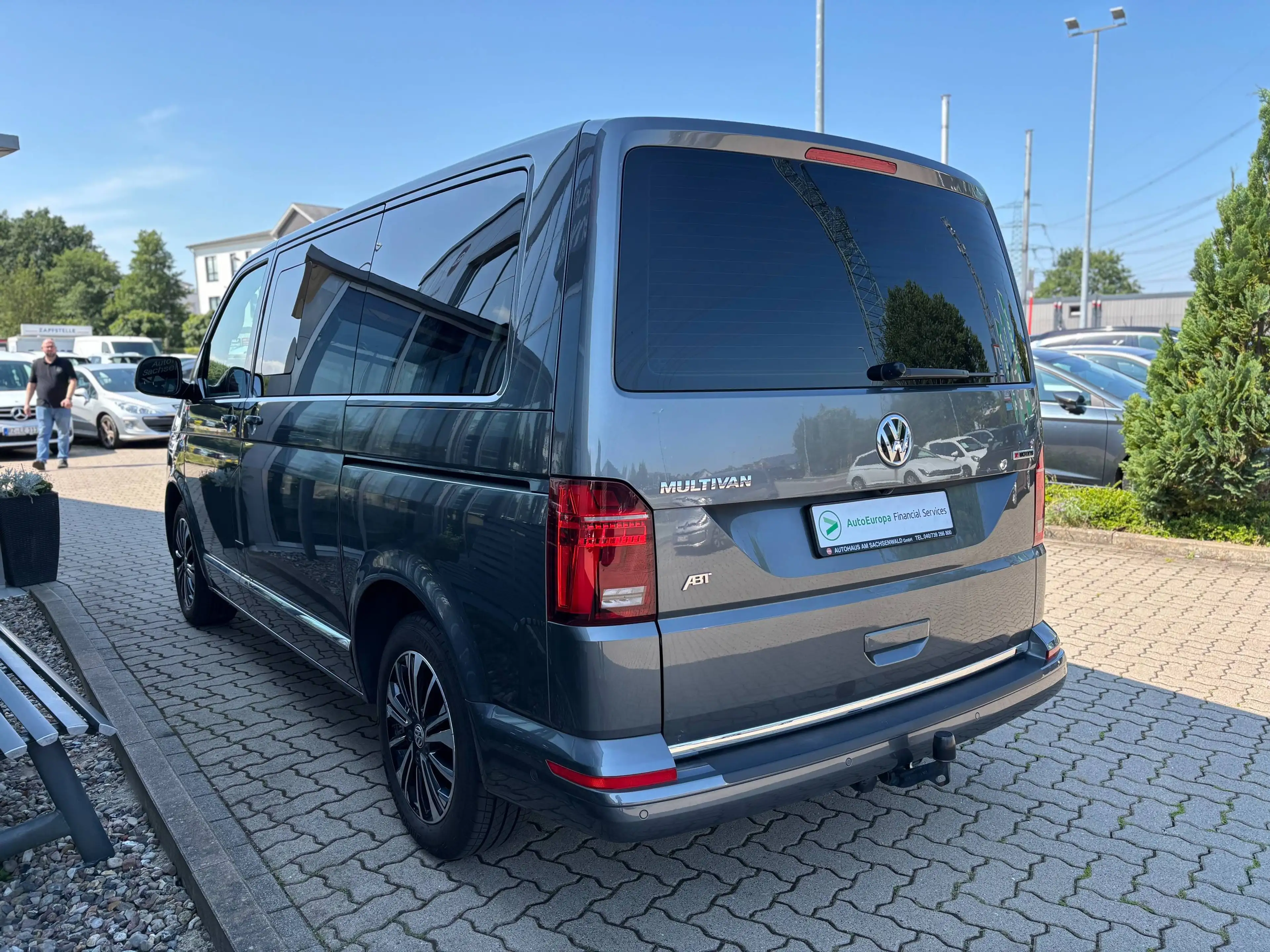 Volkswagen T6.1 Multivan Multivan Highline DSG 4MOTION ABT — photo 7