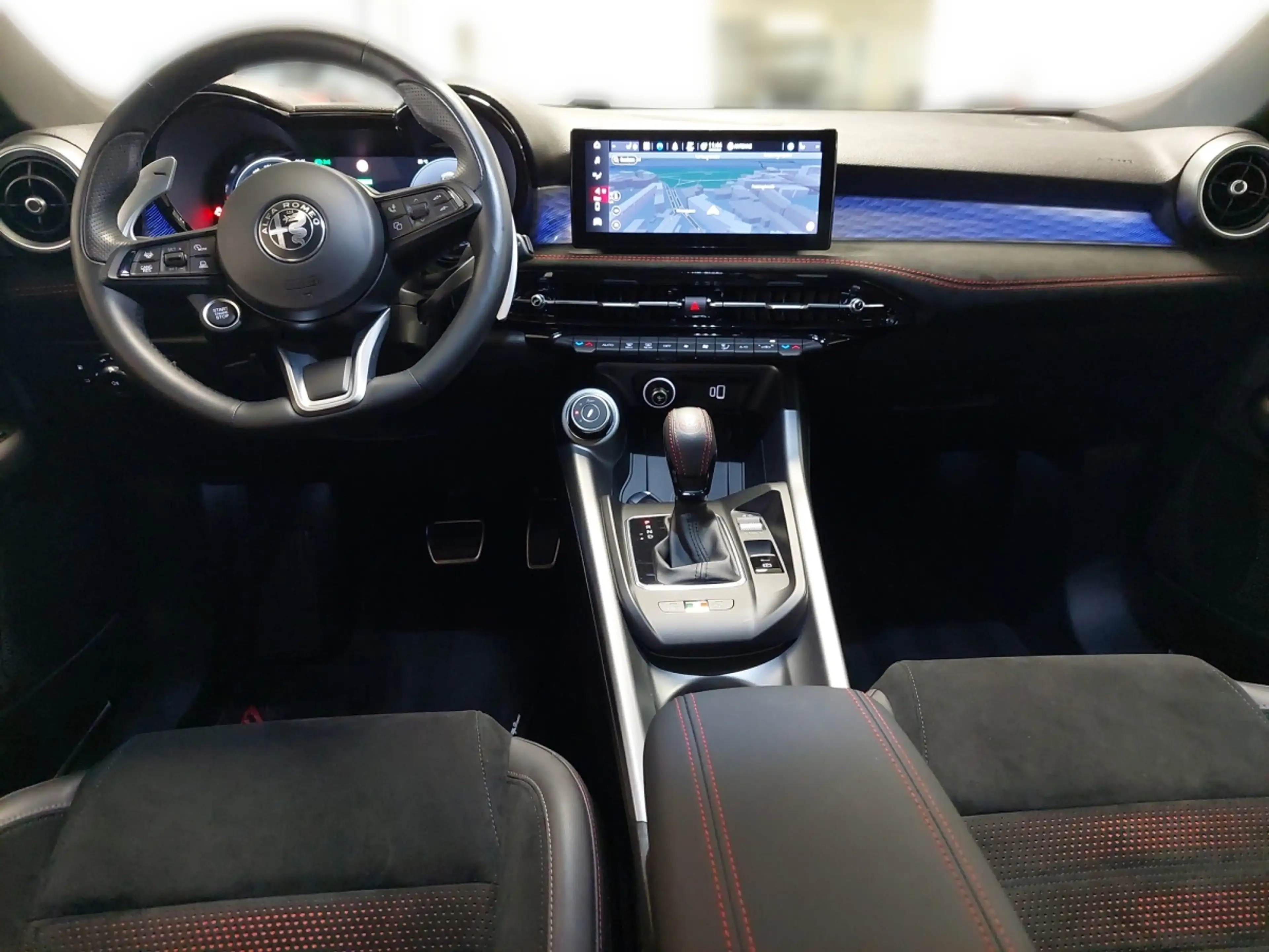 Alfa Romeo Tonale VELOCE PHEV 1,3 T4 VGT e-AWD — photo 4