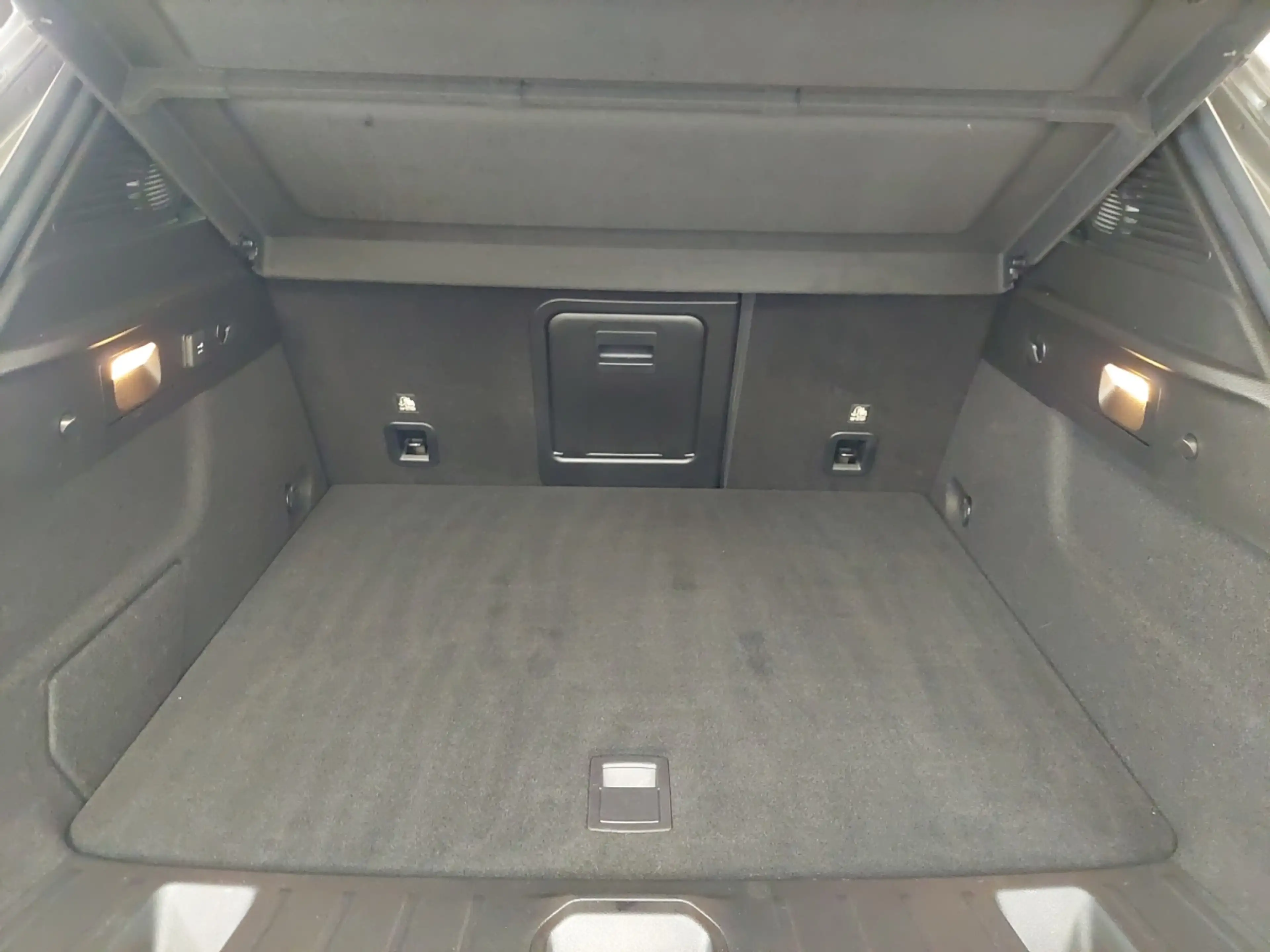 Alfa Romeo Tonale VELOCE PHEV 1,3 T4 VGT e-AWD — photo 11