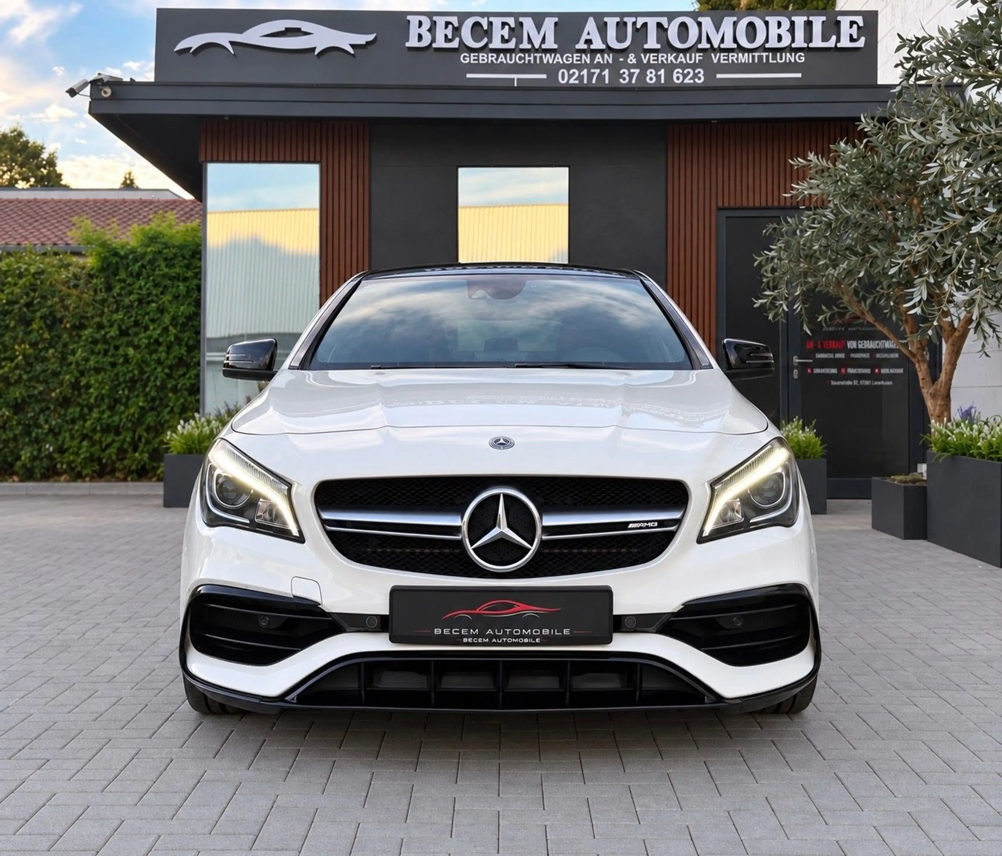 Mercedes-Benz CLA 45 AMG 4Matic*UNFALLFREI*NAVI*PANO*GARANTIE — photo 3