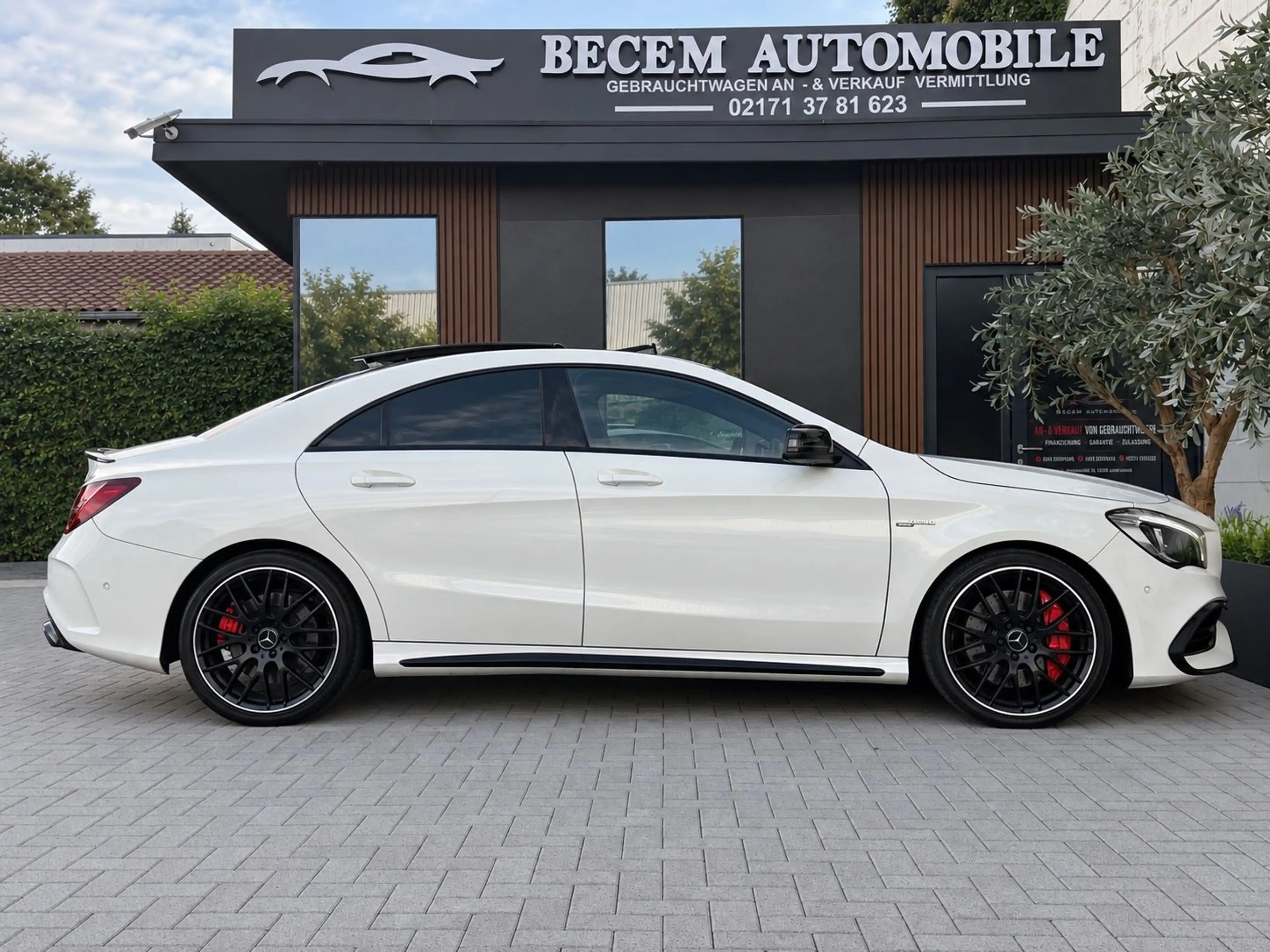 Mercedes-Benz CLA 45 AMG 4Matic*UNFALLFREI*NAVI*PANO*GARANTIE — photo 4