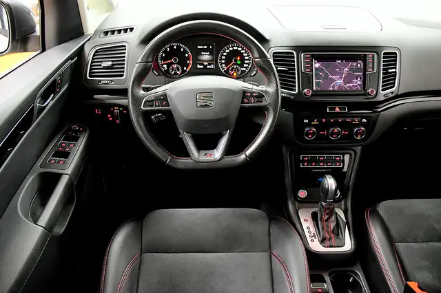 Seat Alhambra view 9