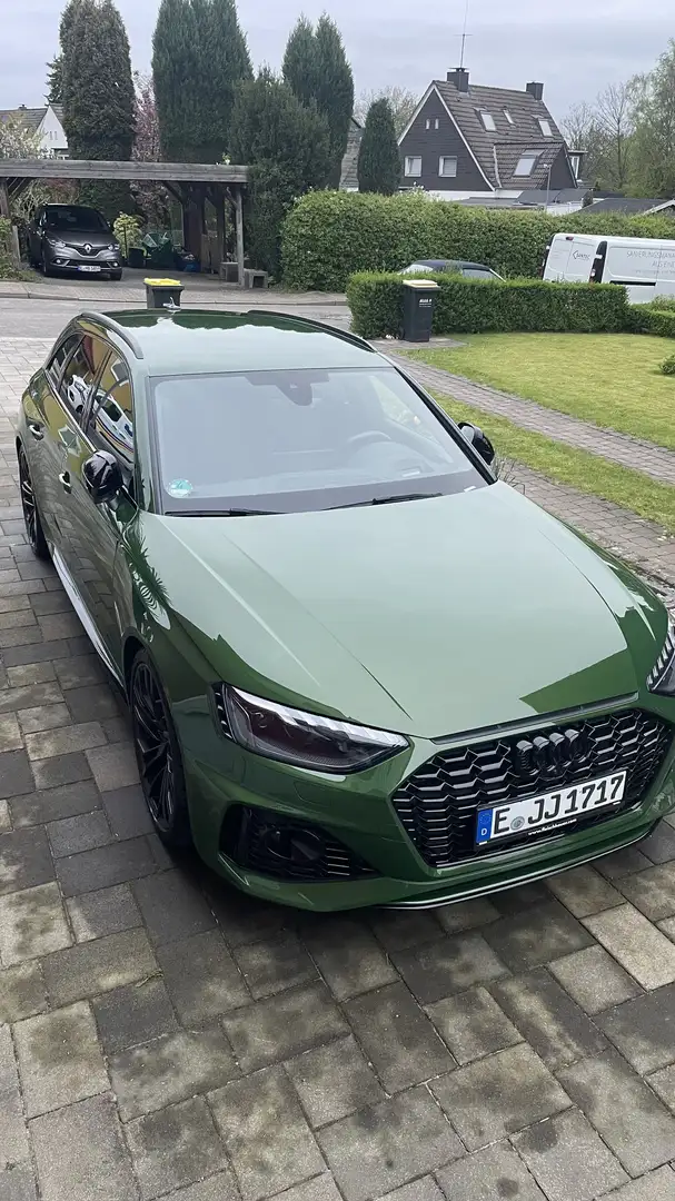 Audi RS4 RS4 Avant / Sonoma-Grün/Vollausstattung /B&O - 1