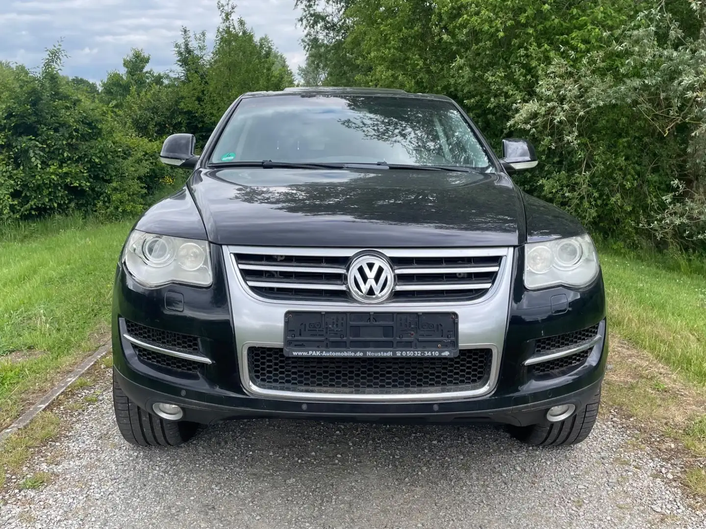 Volkswagen Touareg 5.0l TDI V10 Euro4 Aut. Tüv=06/25 AHK VB Schwarz - 2