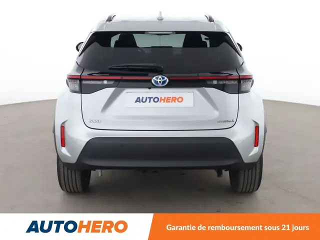 Toyota Yaris Cross view 5