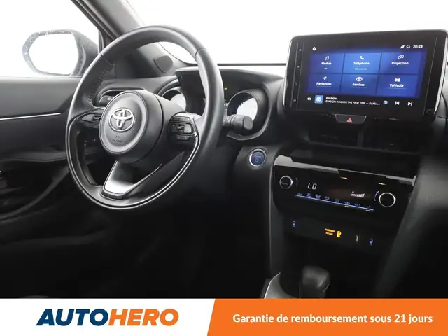 Toyota Yaris Cross view 13