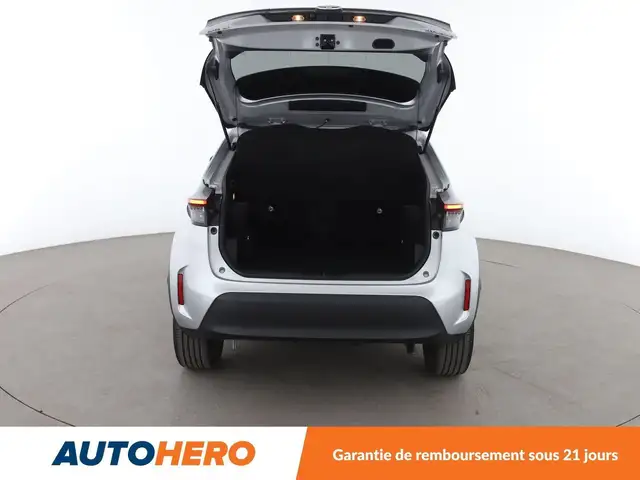 Toyota Yaris Cross view 16