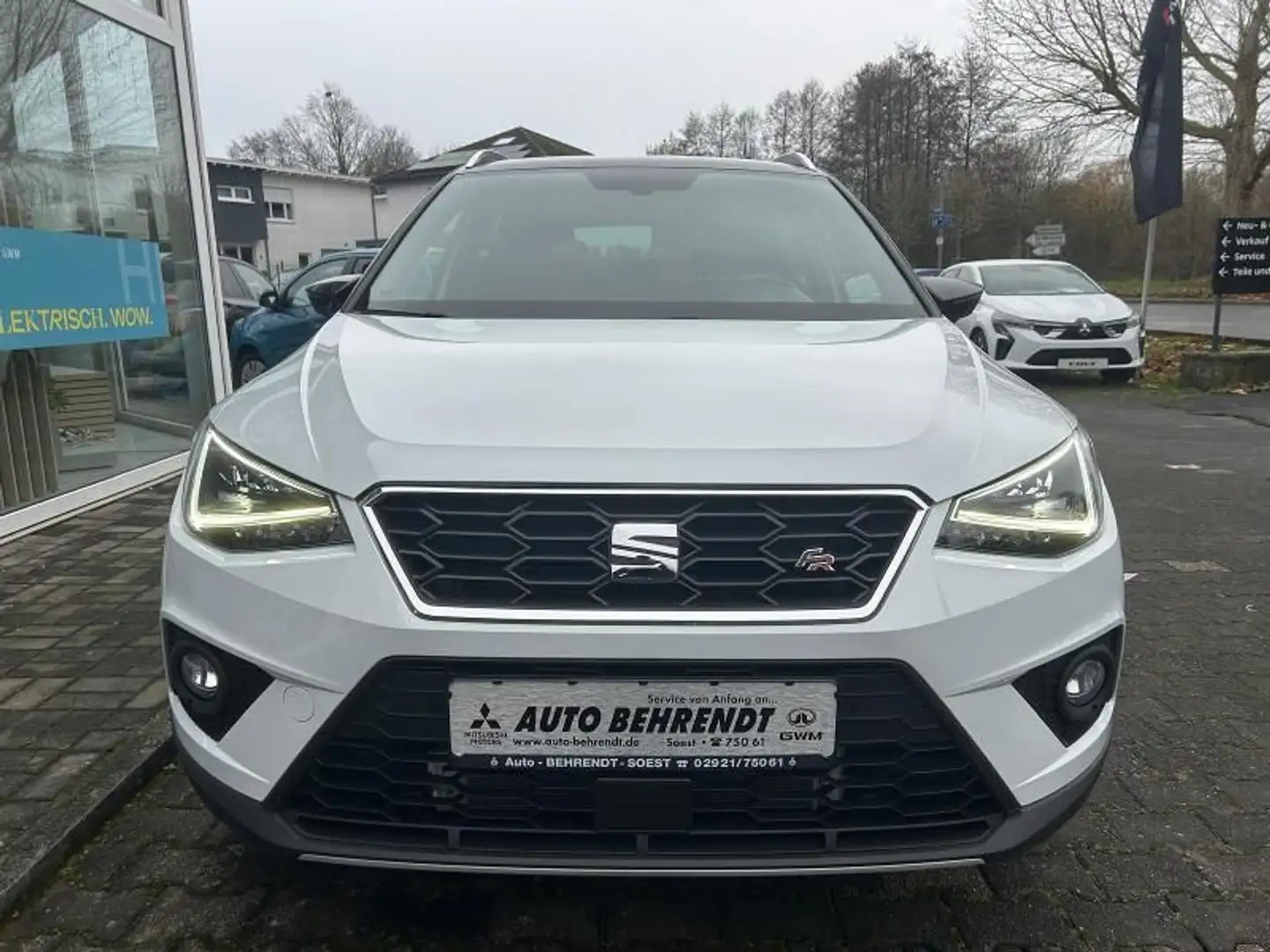 SEAT Arona ARONA 1.5 TSI ACT FR * LED * ACC * Allwetter * Weiß - 2