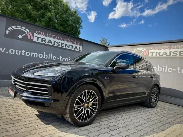 Porsche Cayenne III E-Hybrid PHEV 17,9 kWh Aut./BOSE/Matrix/Panor Ansicht 1