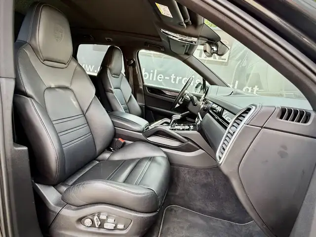 Porsche Cayenne III E-Hybrid PHEV 17,9 kWh Aut./BOSE/Matrix/Panor Ansicht 18