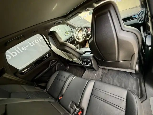 Porsche Cayenne III E-Hybrid PHEV 17,9 kWh Aut./BOSE/Matrix/Panor Ansicht 12