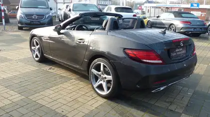 Annonce voiture d'occasion Mercedes-Benz SLC 200 - CARADIZE