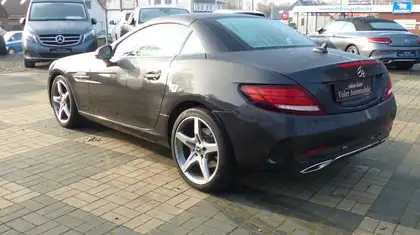 Annonce voiture d'occasion Mercedes-Benz SLC 200 - CARADIZE