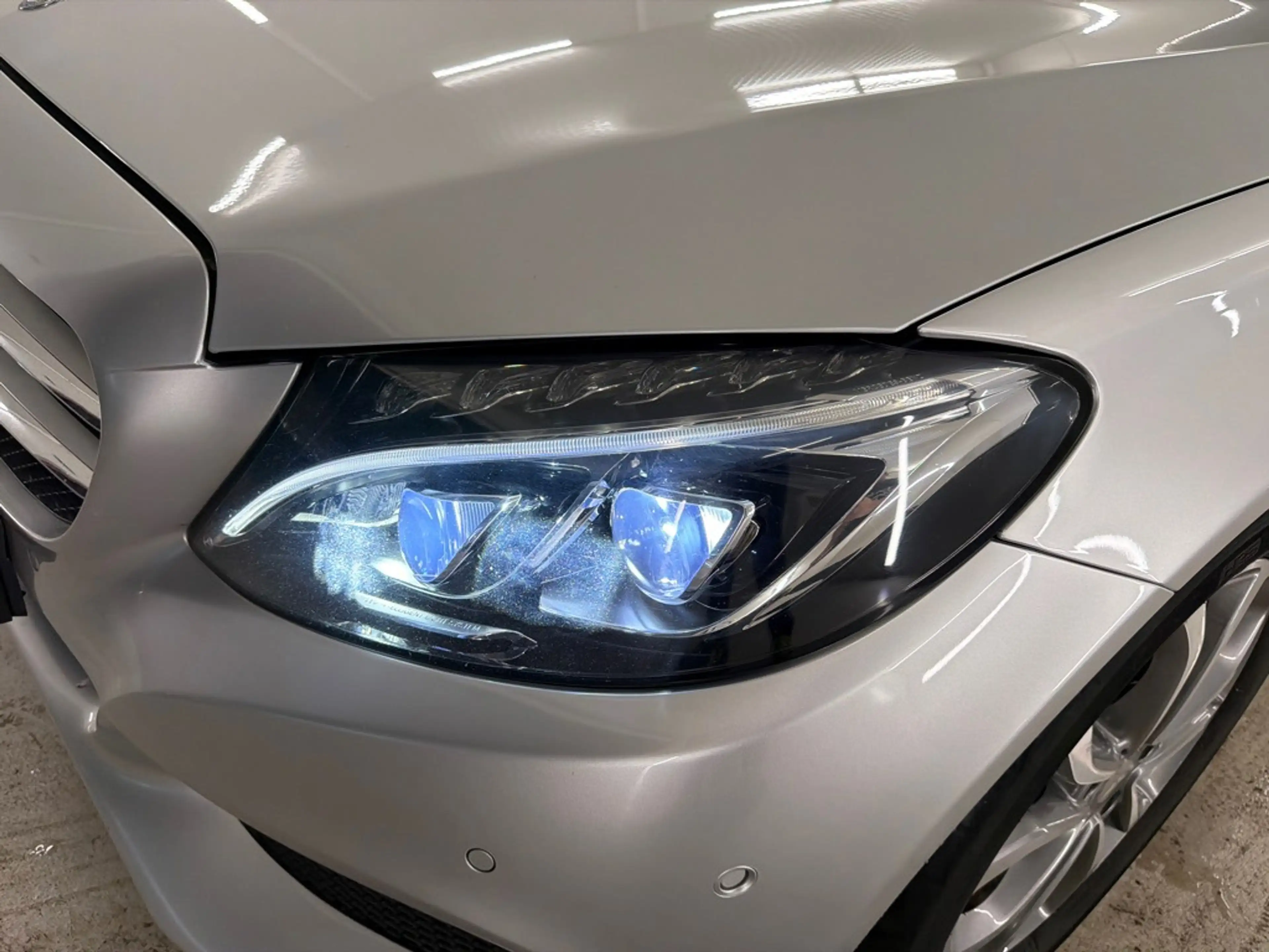 Mercedes-Benz C 350 Estate e Lease Edition Plus — photo 12