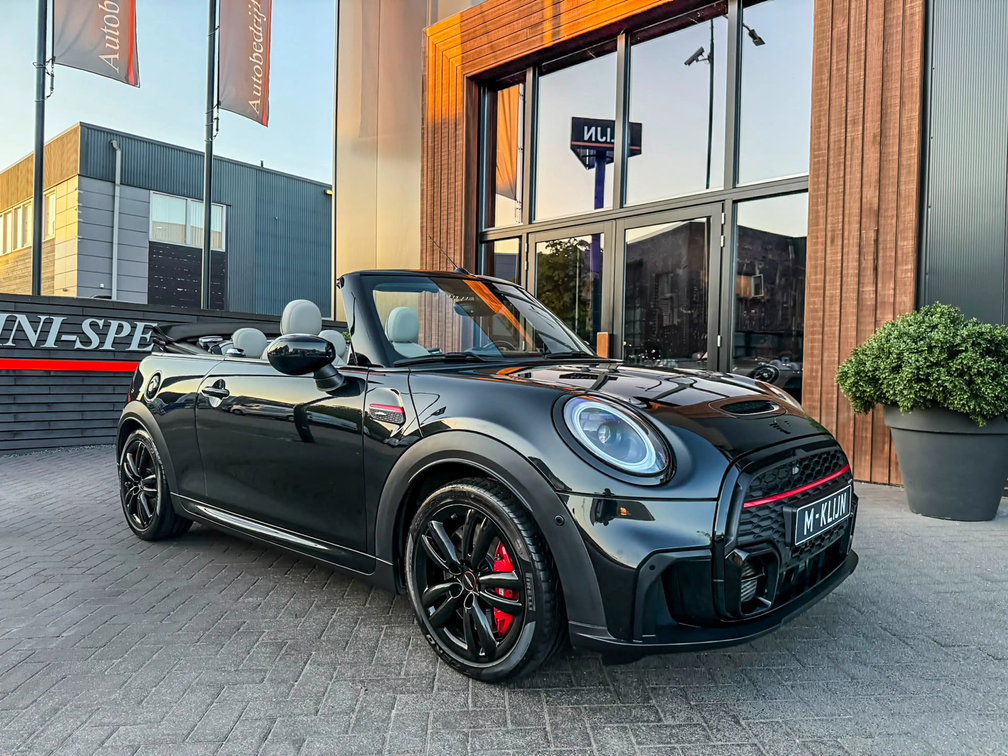 MINI John Cooper Works Cabrio 2.0 JCW Pack F1 aut 231pk/Chester leer/Camera/Hk/H — photo 13