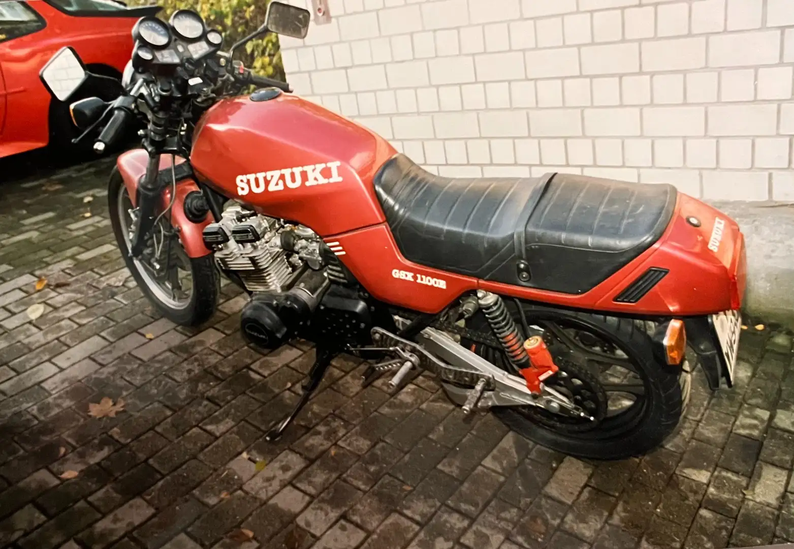 Suzuki GSX 1100 GSX1100EZ Rouge - 1