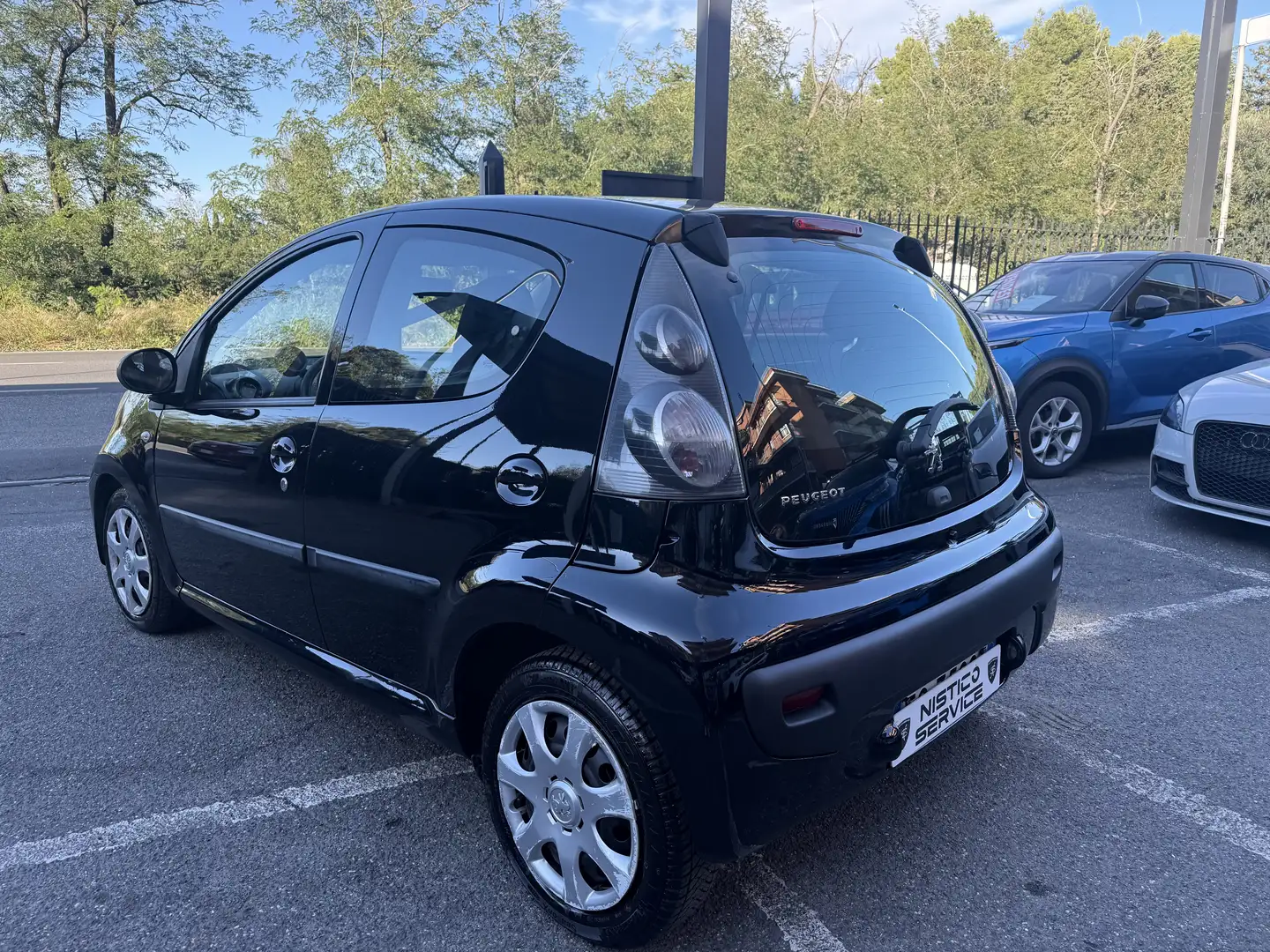 Peugeot 107 107  1.0 12v Allure (sweet years) 5p 2tronic FL Negro - 2