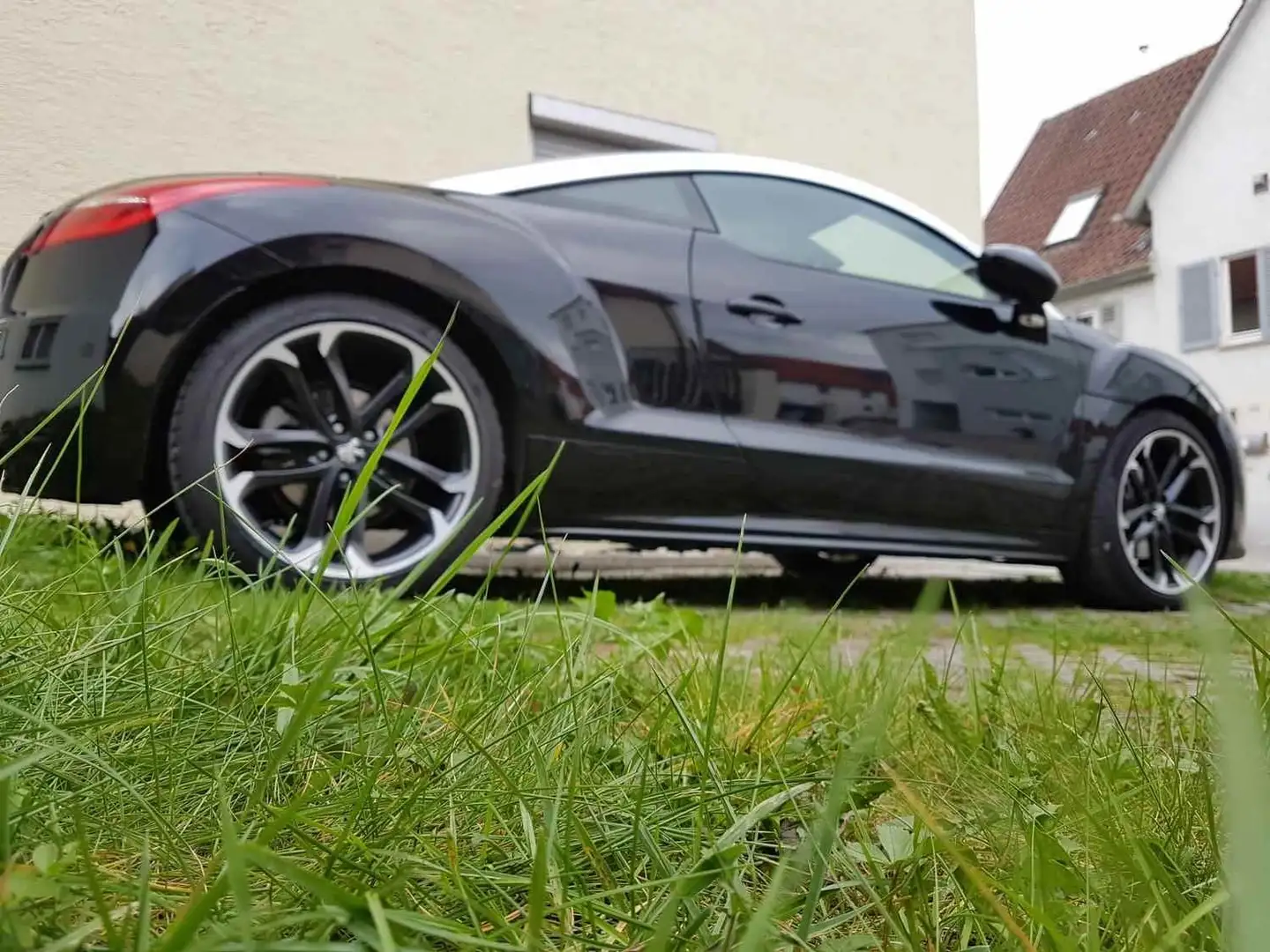 Peugeot RCZ 1.6 155 THP Schwarz - 2