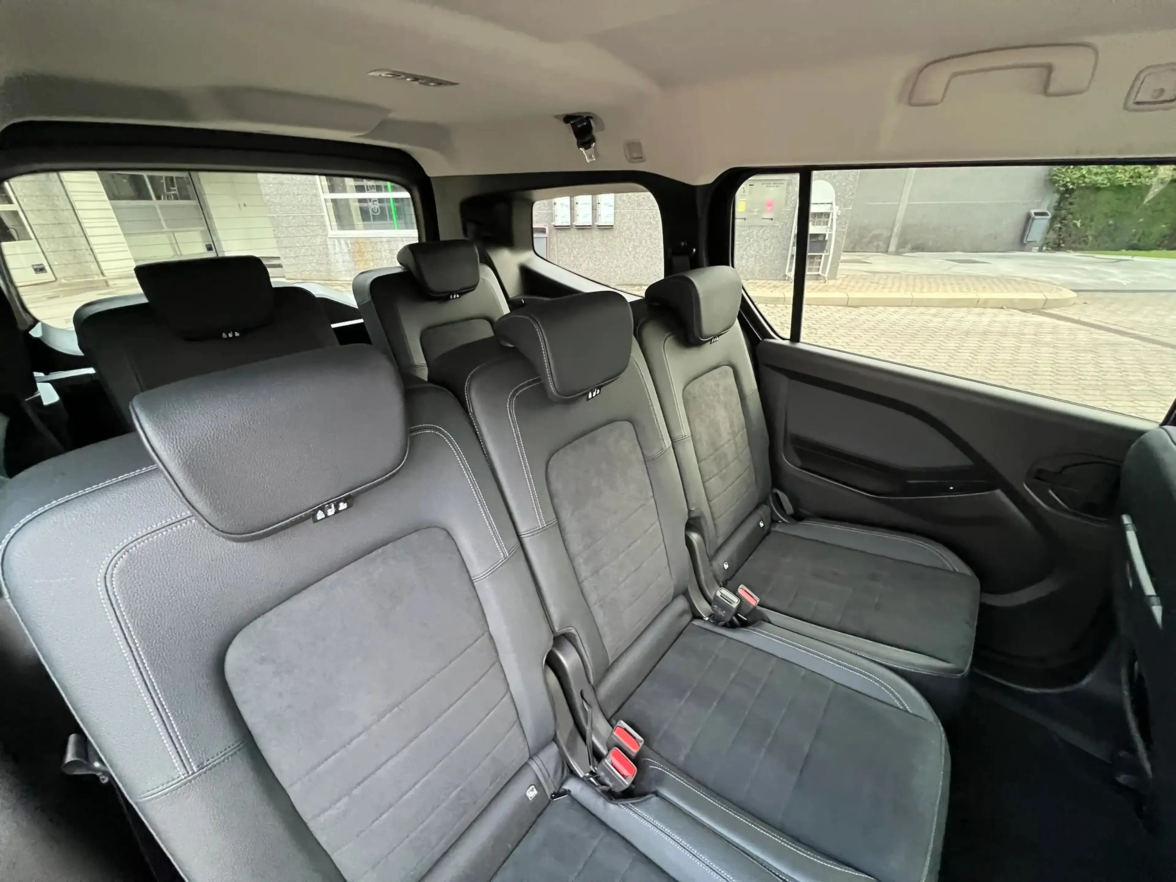 Mercedes-Benz T-Class 180 L2 FWD AUTO (31.000€ex.) — photo 11