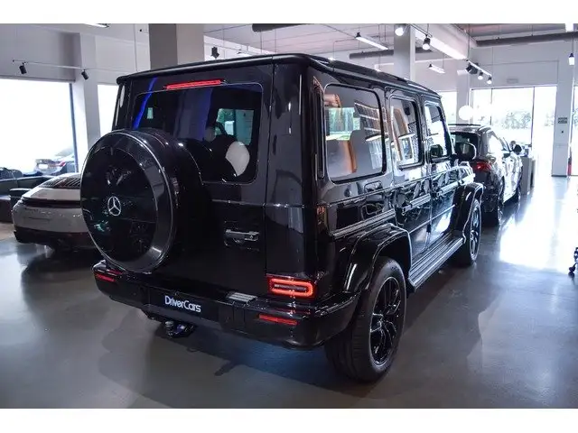 Mercedes-Benz G-Class view 27