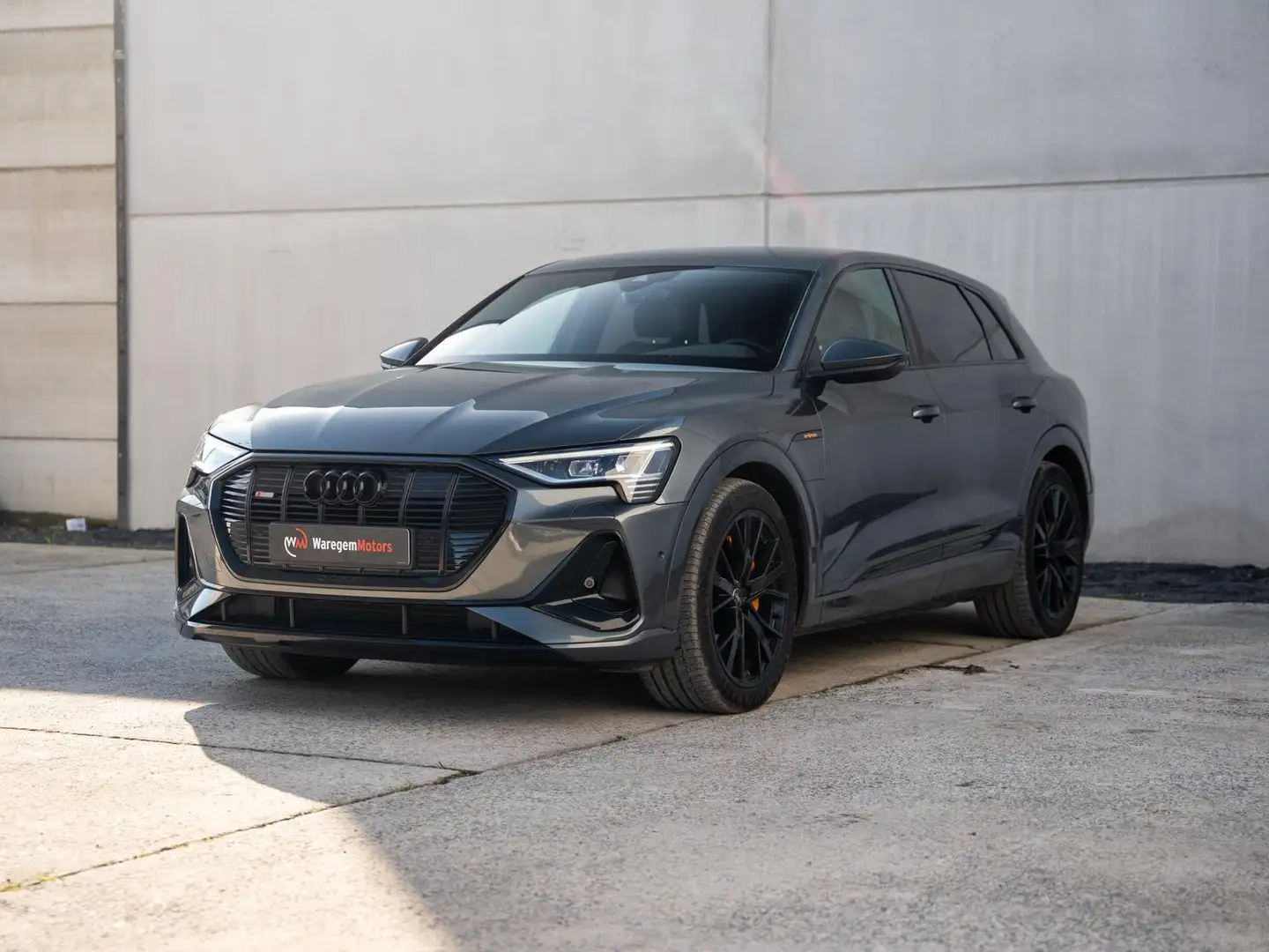 Audi e-tron 95 kWh 55 2x S-line Distance Ctrl Black Pack Gris - 1