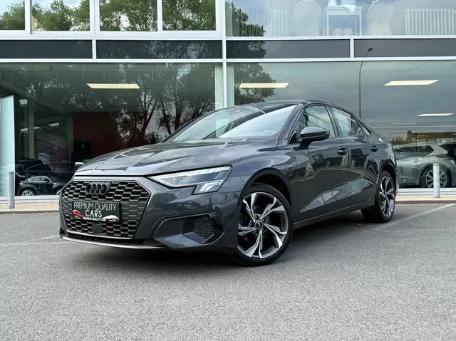 Audi A3 AUTOMAAT / CARPLAY / ZETELVERWARMING / KEYLESS /