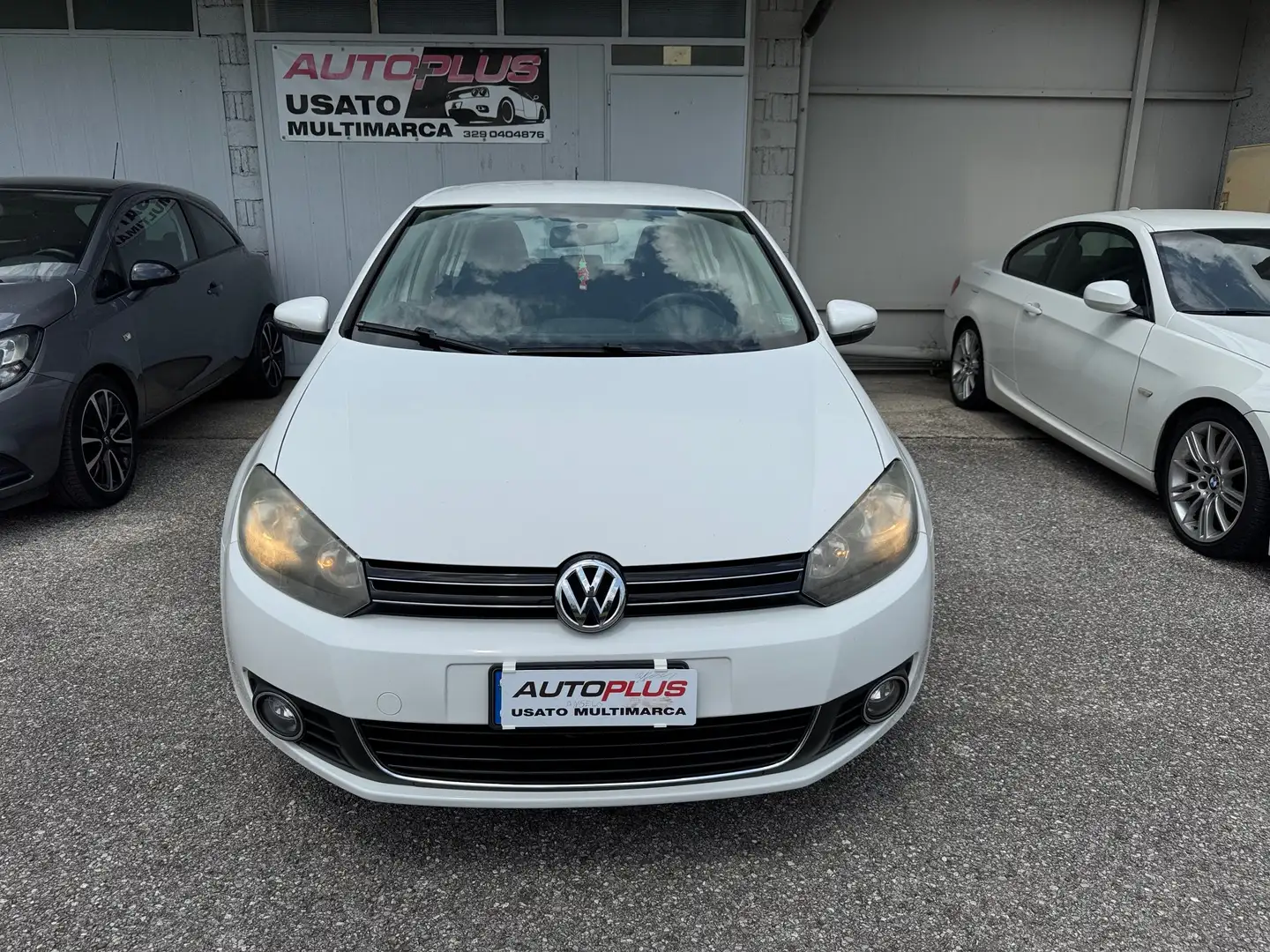 Volkswagen Golf 5p 1.6 tdi Highline Weiß - 2