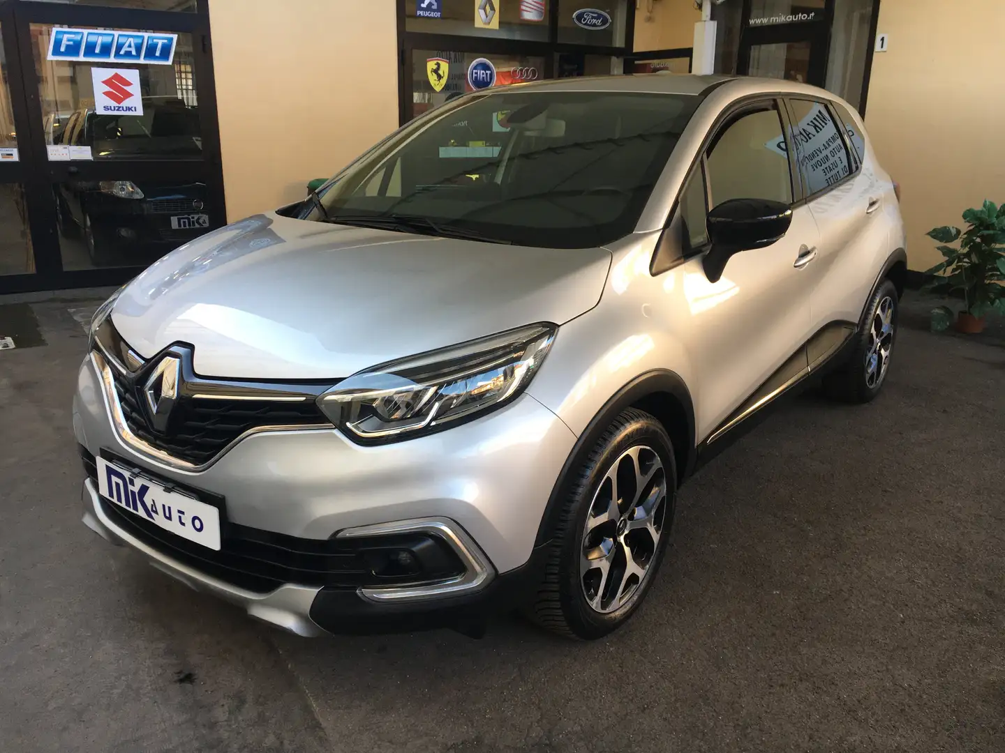 Renault Captur Captur 1.5 dci Intens 90cv edc Argento - 2