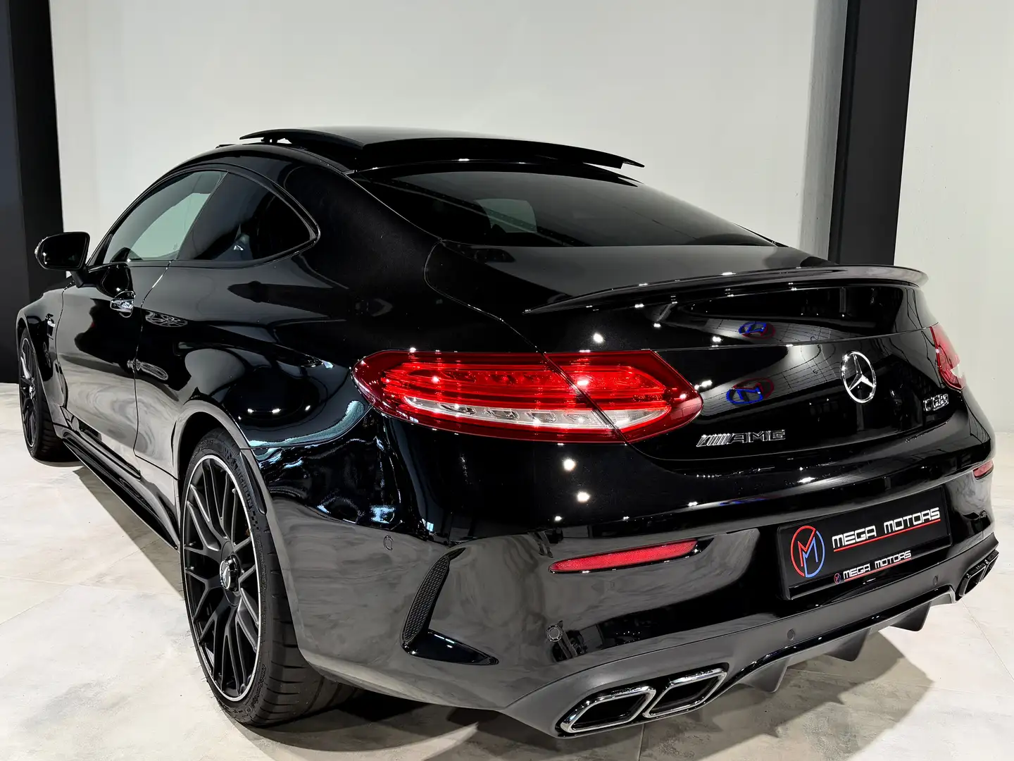 Mercedes-Benz C 63 AMG S 510CV COUPÉ PANO DiSTRO CAMERA DRiVE ASSiST + Noir - 2