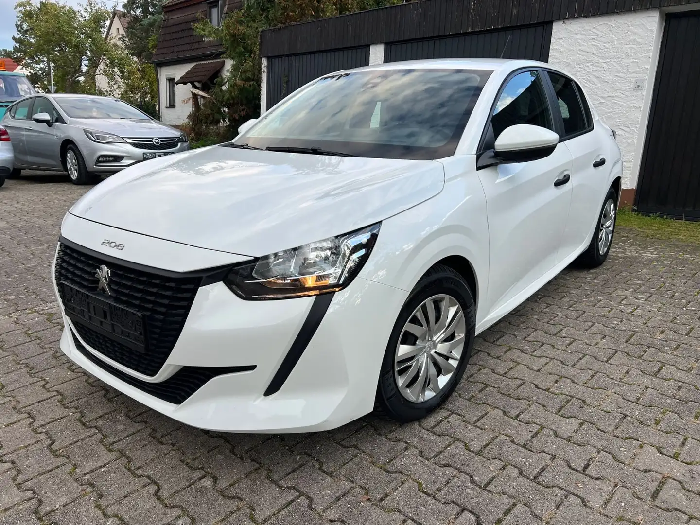 Peugeot 208 1.5 HDI Active Pack*Navi*LaneAss*Apple/Andro Weiß - 1