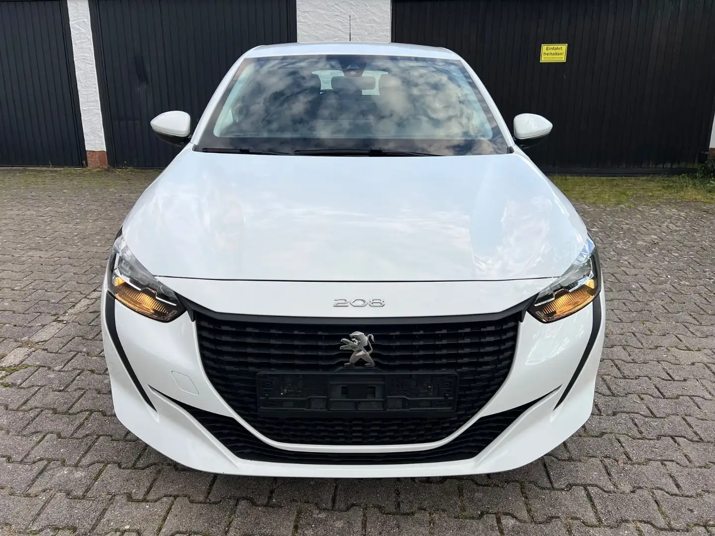 Peugeot 208 1.5 HDI Active Pack*Navi*LaneAss*Apple/Andro Weiß - 2