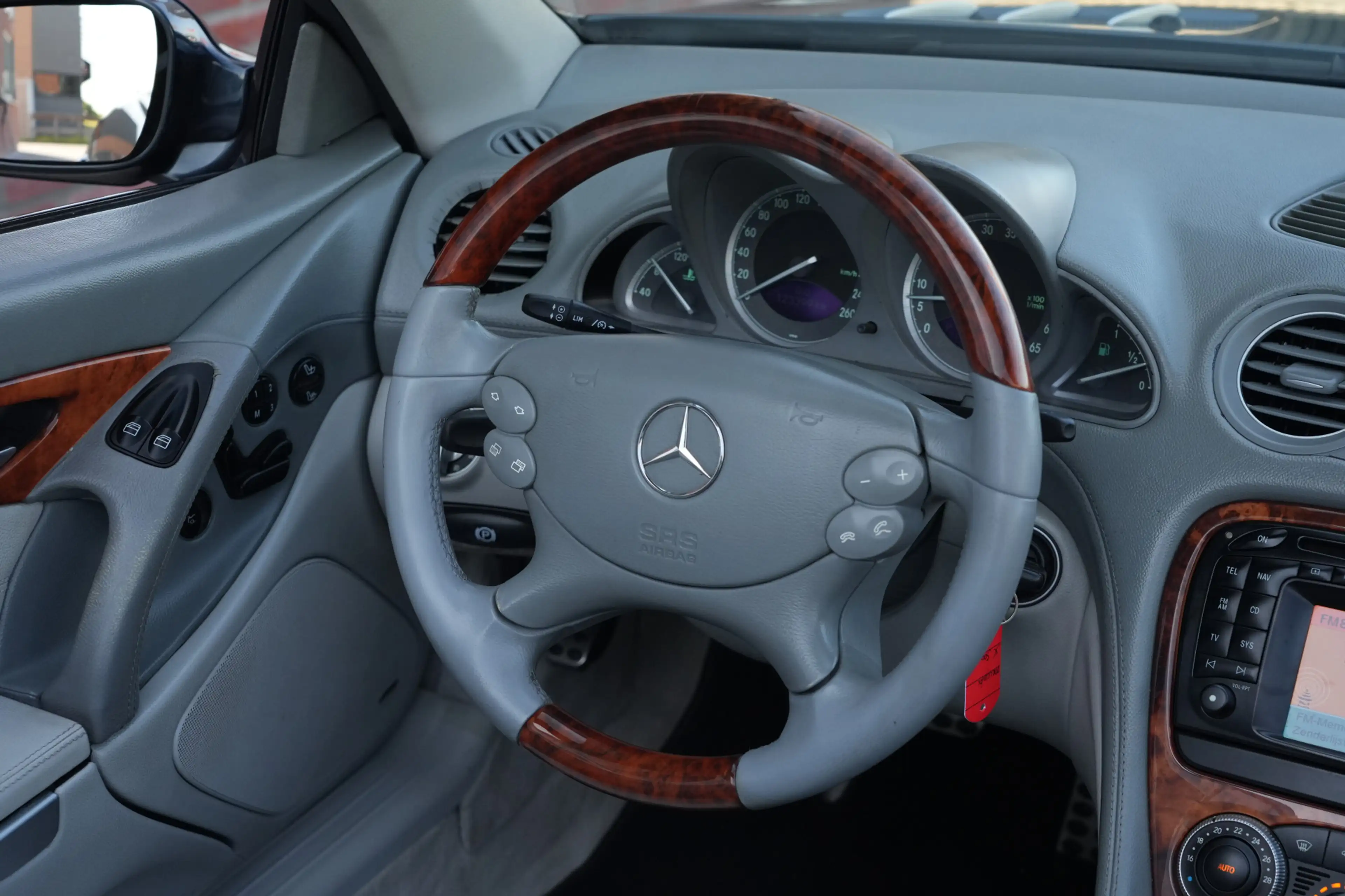 Mercedes-Benz SL 500 306pk DesignoLak/Stoelverwarming/Bose — photo 5