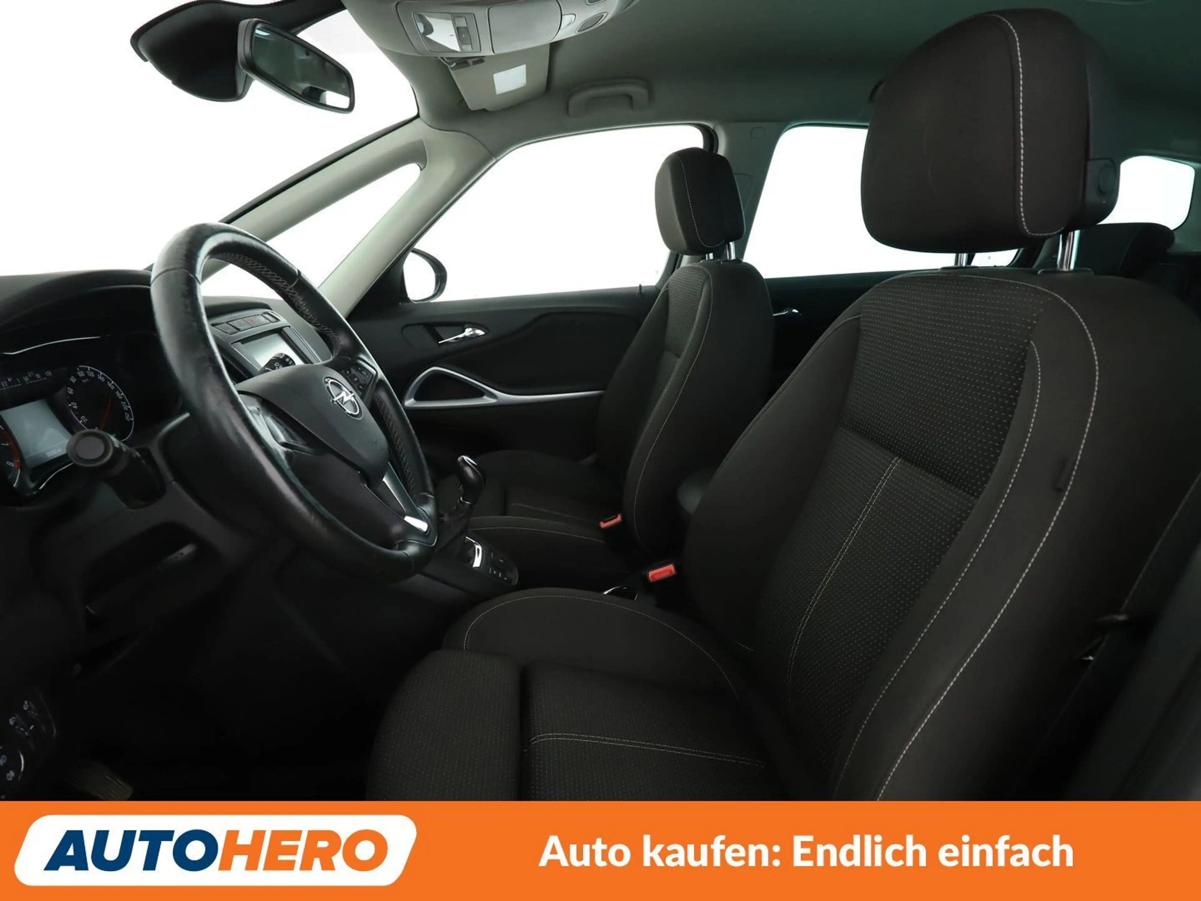 Opel Zafira Tourer 1.6 SIDI Turbo Innovation Start/Stop *NAVI*TEMPO* — photo 10