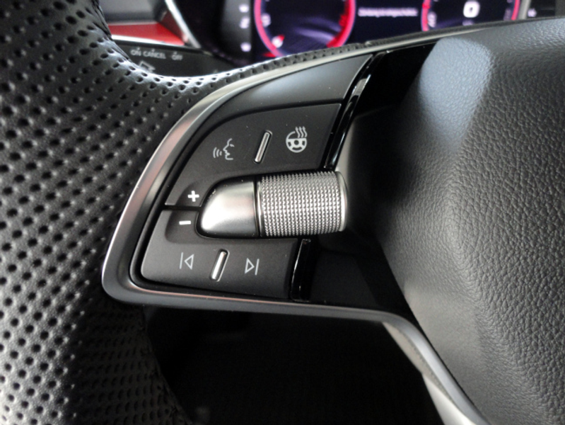 Skoda Fabia Monte Carlo TSI 6-Gang APP-Navigation — photo 6