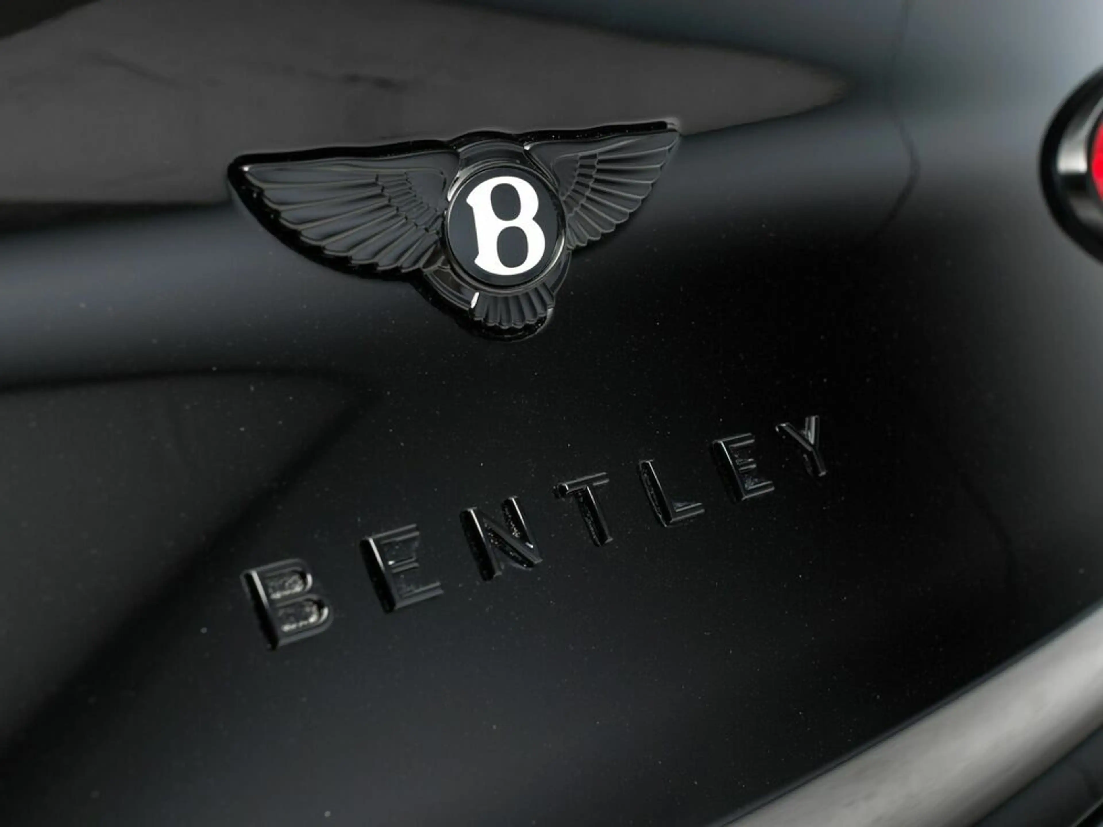 Bentley Bentayga V8 Mulliner | Blackline | Night-Vision — photo 11