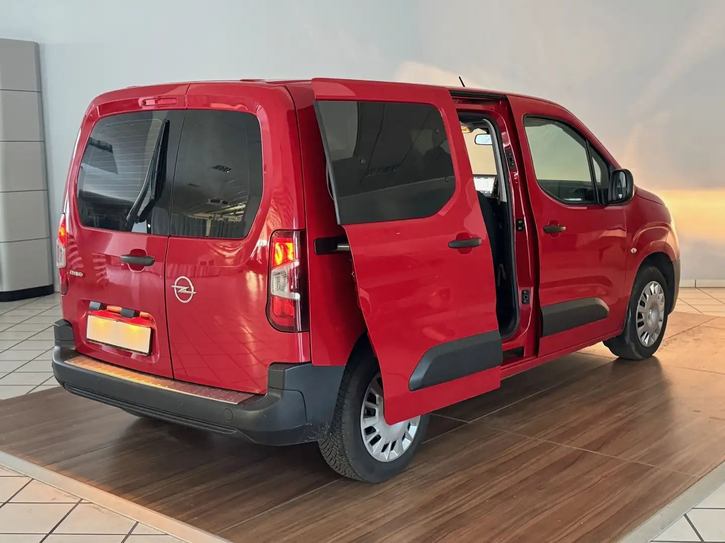 Opel Combo Life Life Elegance 1.5 D 130 PS NAVI-EINPARKHILF Red - 2