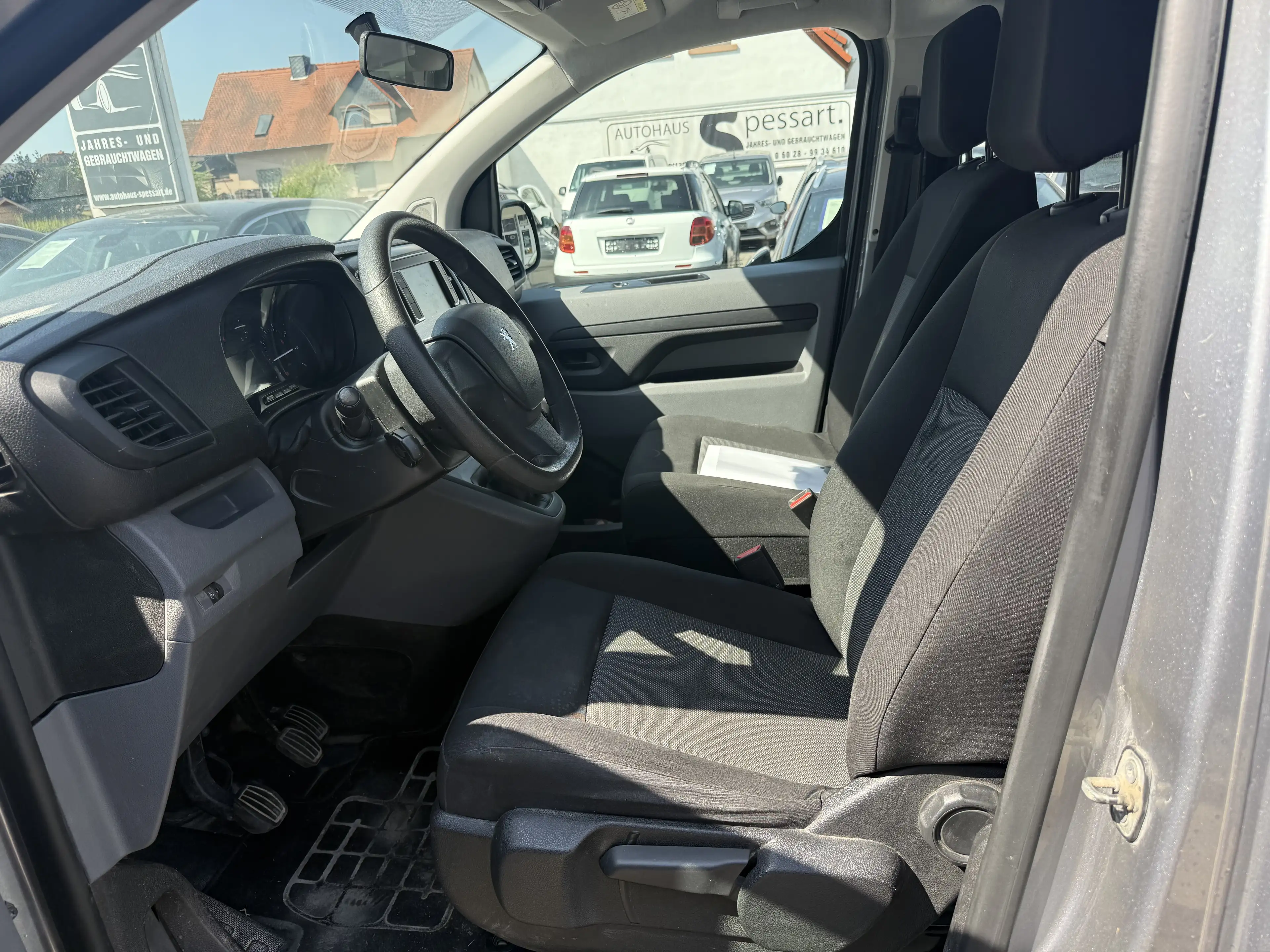 Peugeot Expert L2 — photo 12