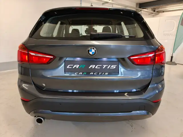 BMW X1 view 5