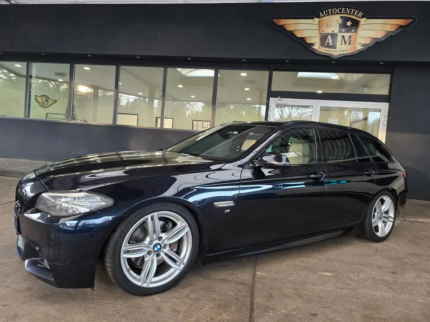 BMW 535 d xDrive Touring M-Sportpaket PANO/B&O/VOLL Schwarz - 2