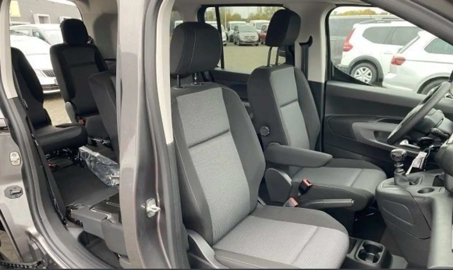 Toyota Proace City Verso 1.5D 102 CV S&S L2 7 POSTI Gris - 2
