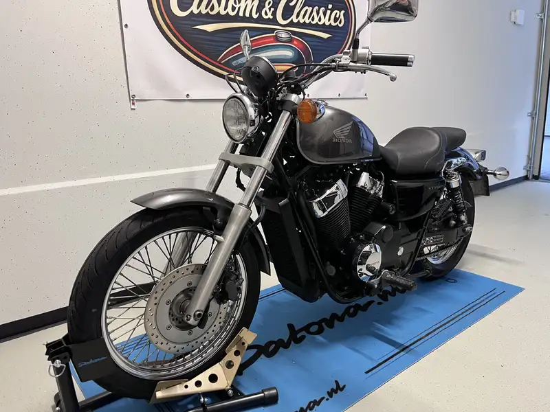 Honda Shadow VT 750 - foto 7