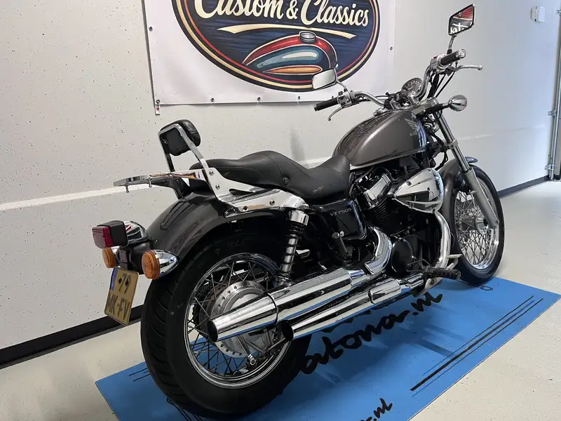 Honda Shadow VT 750 - foto 3