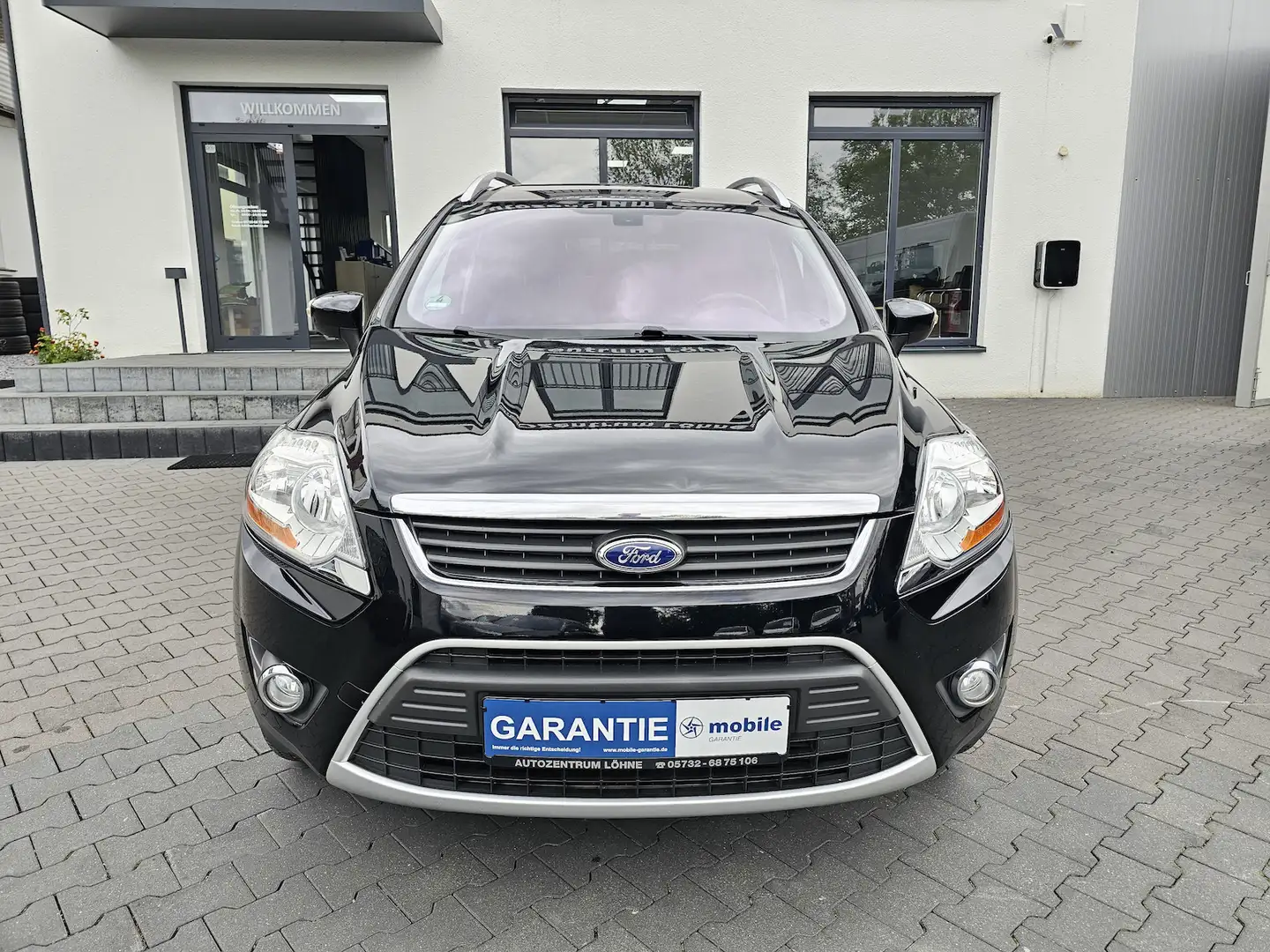 Ford Kuga 2.0 TDCI Allrad KLIMA PANO AHK PDC Schwarz - 2