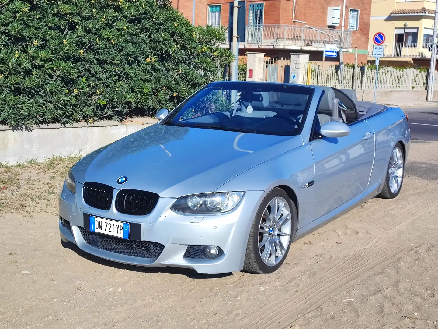 BMW 330 Serie 3 E93 Cabrio 330d Cabrio Msport Argento - 1