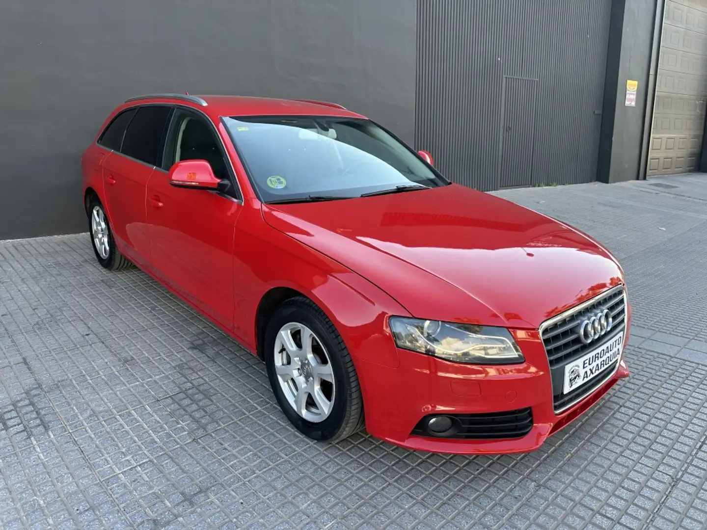 Audi A4 2.0TDI Multitronic DPF 143 Rojo - 1