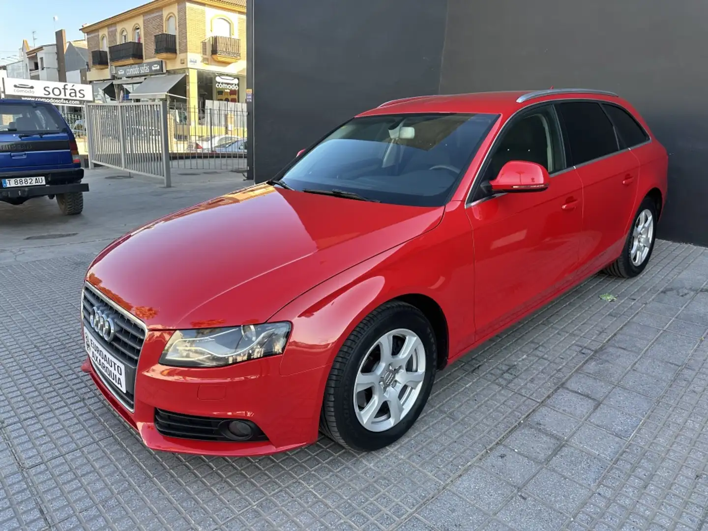 Audi A4 2.0TDI Multitronic DPF 143 Rojo - 2