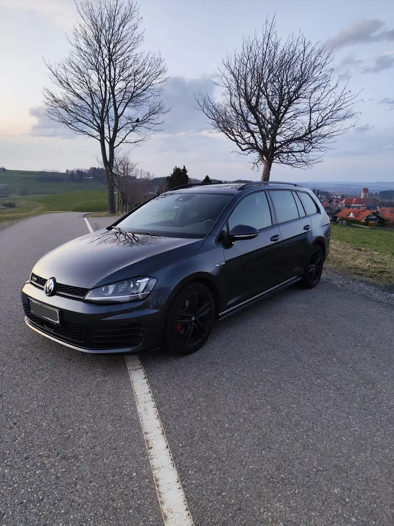 Volkswagen Golf GTD Variant BlueMotion Technology DSG - 2