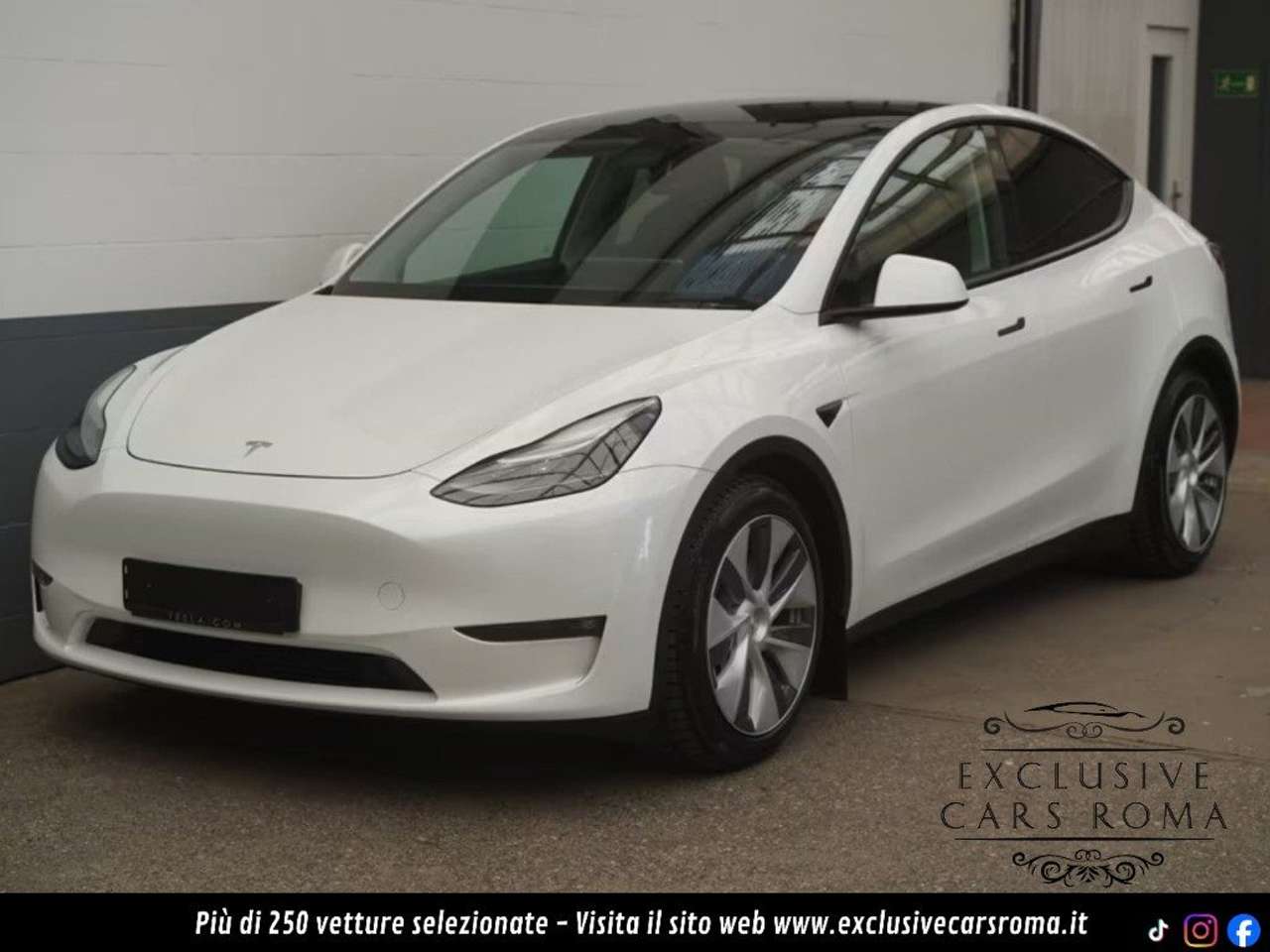 Tesla Model Y Long Range AWD - Hardware 4